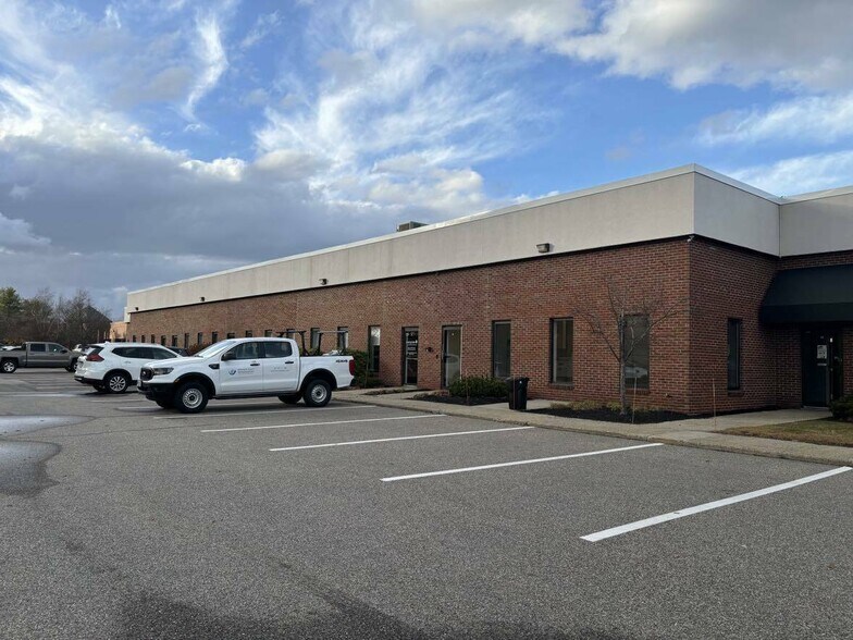 Primary Photo Of 190 Riverside St, Portland Flex For Lease