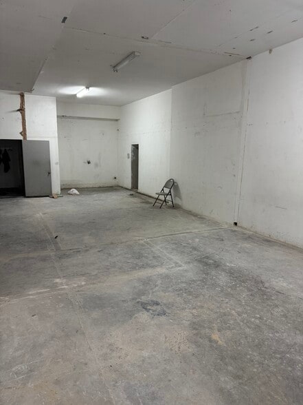 More Photos Of 586 W Avenue 28, Los Angeles Industrial For Lease