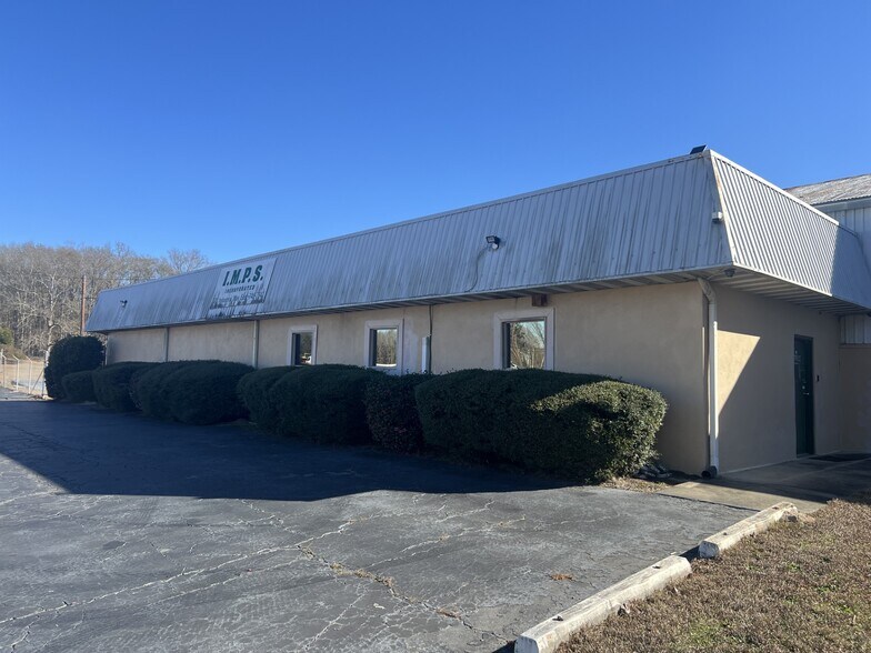 Primary Photo Of 496-544 E Industrial Way, Macon-Bibb Warehouse For Sale