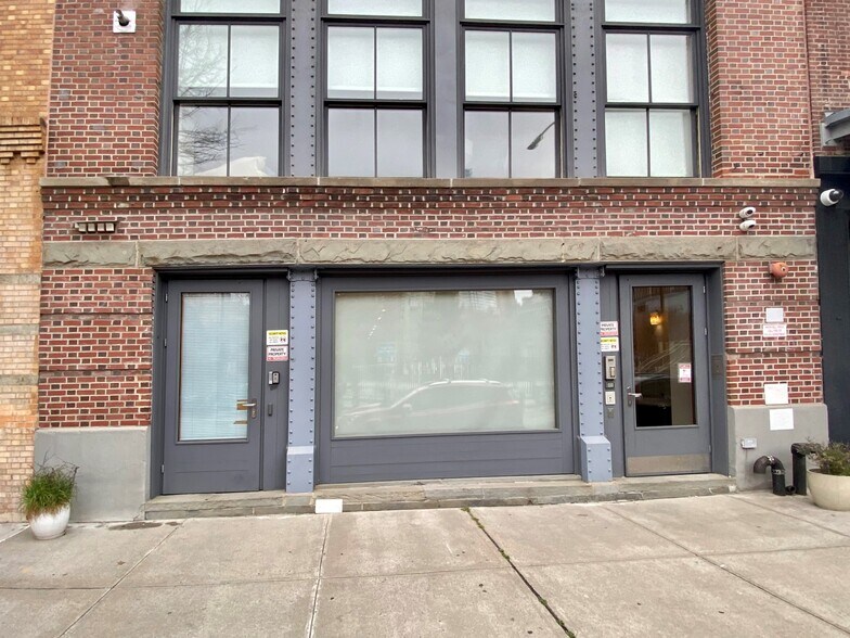 More Photos Of 32 Laight St, New York Loft Creative Space For Lease