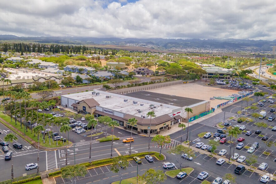 More Photos Of 94-849 Lumiaina St, Waipahu Unknown For Lease
