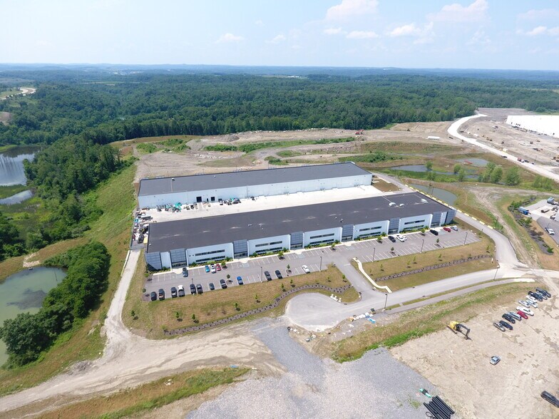 More Photos Of 110 S Campus Dr, Imperial Warehouse For Lease
