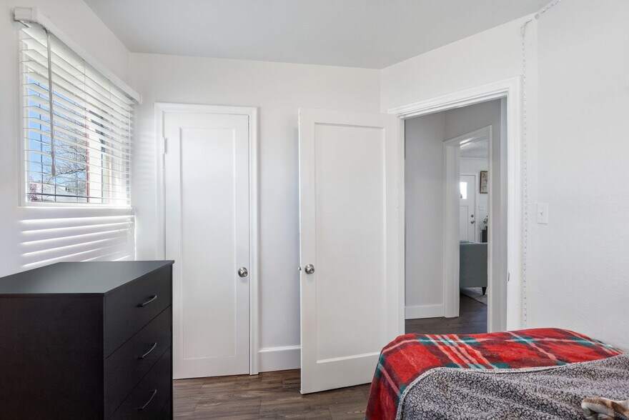 More Photos Of 732 E 1000 S, Clearfield Apartments For Sale