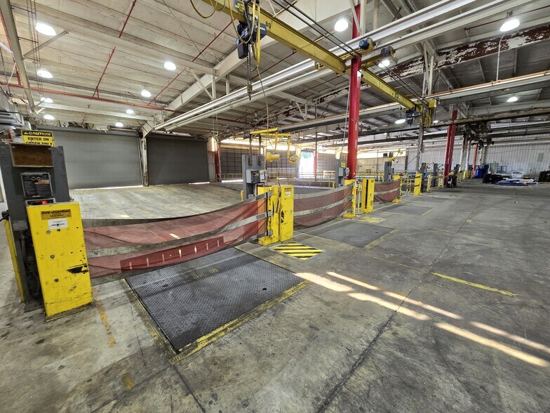 More Photos Of 2785 McCracken Rd, Hernando Manufacturing For Sale