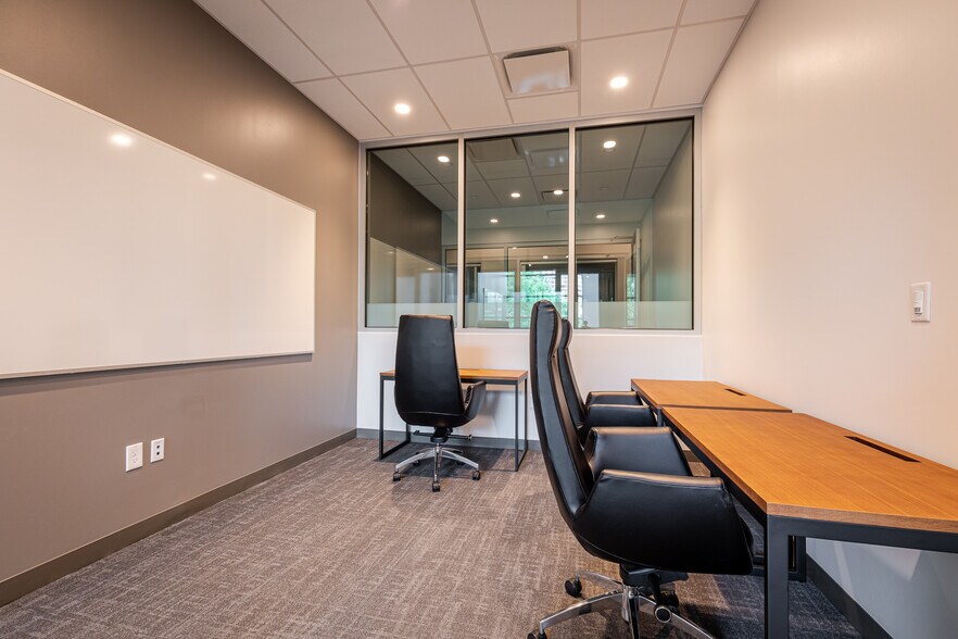 More Photos Of 3535 Peachtree Rd NE, Atlanta Coworking Space