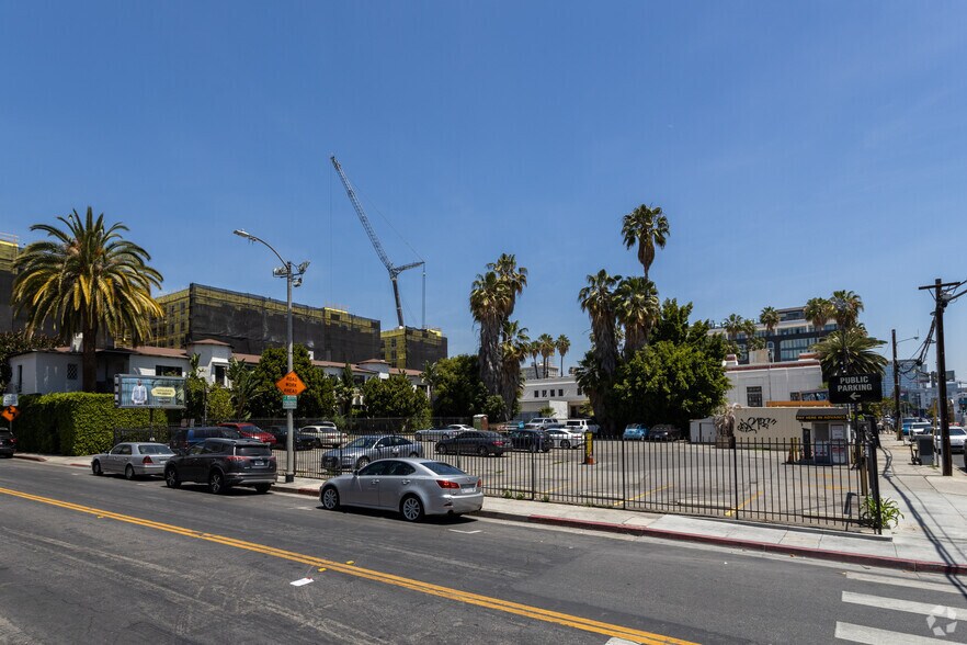 More Photos Of 1600 N Schrader Blvd, Los Angeles Hotel For Sale