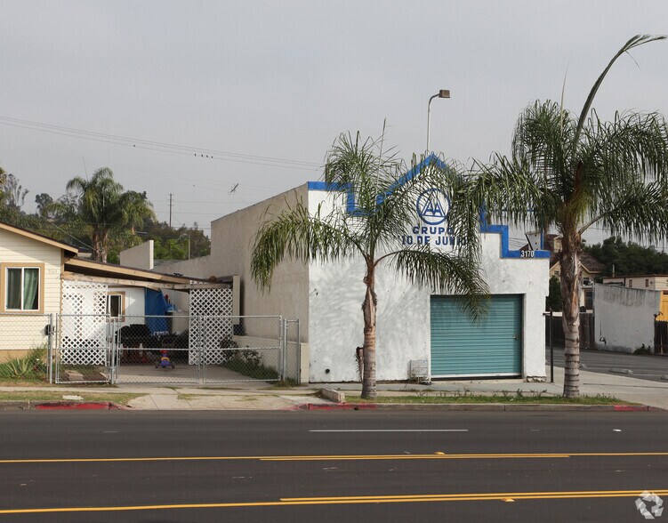 More Photos Of 3170 Market St, San Diego Land For Sale