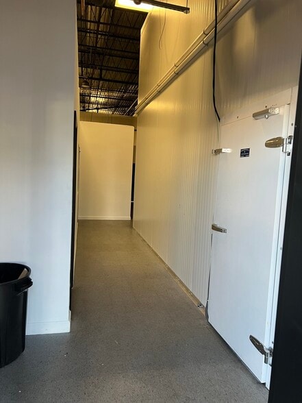 More Photos Of 7500 NW 25th St, Miami Warehouse For Sale