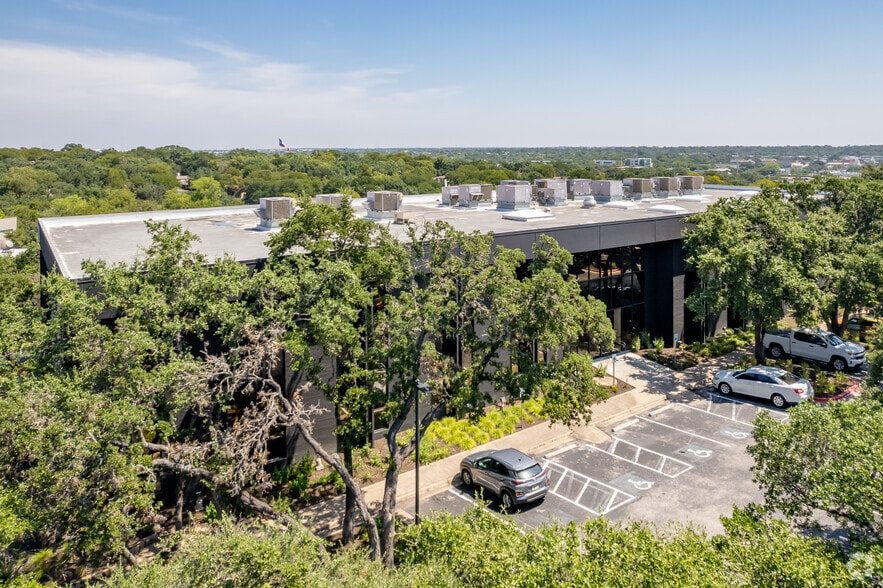 More Photos Of 3409 Executive Center Dr, Austin Unknown For Lease