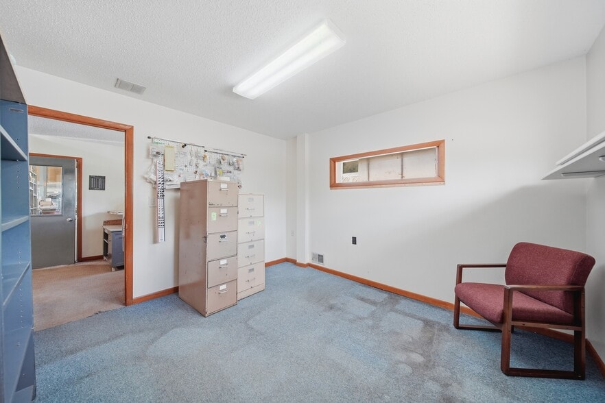 More Photos Of 208 Irwin St, Brooklyn Manufacturing For Sale