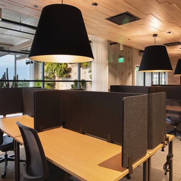More Photos Of 3075 W Ray Rd, Chandler Coworking Space