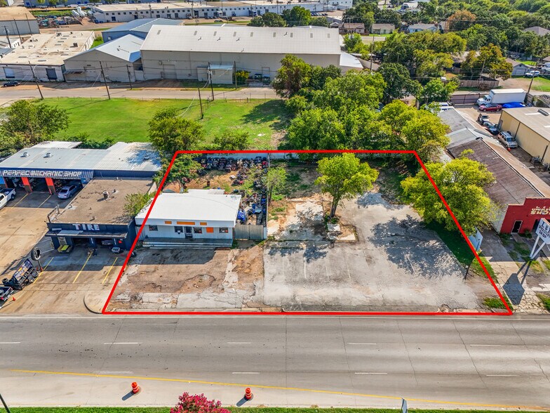 More Photos Of 6008 E Lancaster Ave, Fort Worth Freestanding For Lease