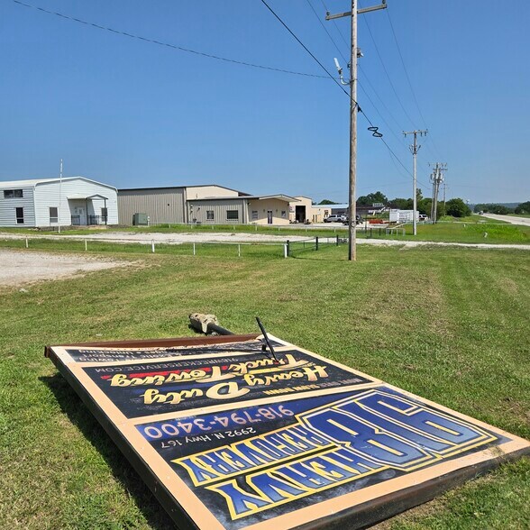 More Photos Of 2992 N Hwy 167, Catoosa Office For Sale