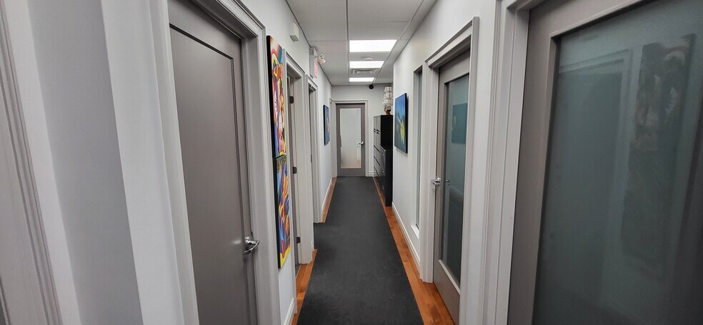 More Photos Of 30 Wertheim Ct, Richmond Hill Office Residential For Lease