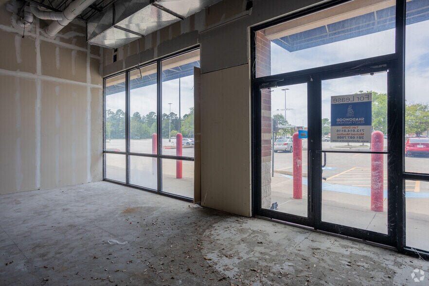 More Photos Of 20755-20845 US 59 Hwy N, Humble Unknown For Lease