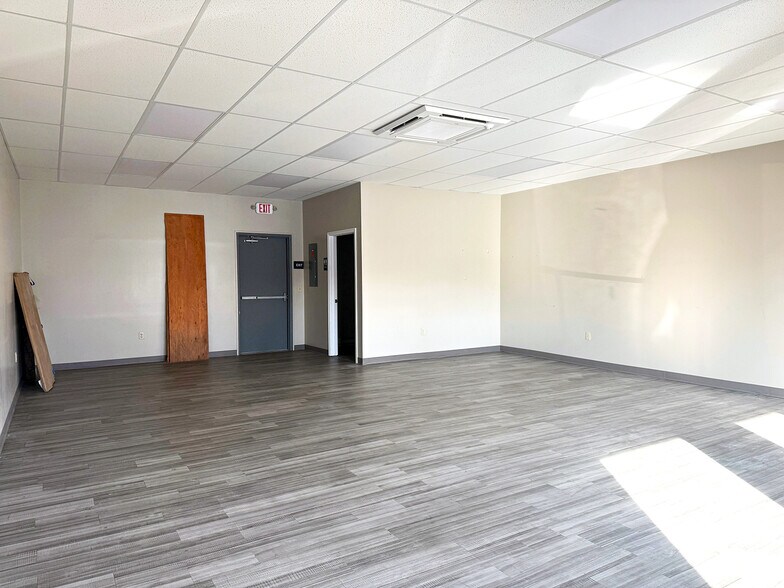 More Photos Of 501 E Moorestown Rd, Wind Gap Medical For Lease