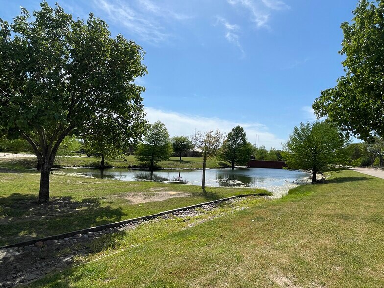 More Photos Of 11351 Hilltop Rd, Argyle Apartments For Sale