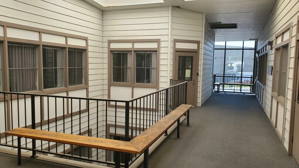 More Photos Of 101 N College Ave, Modesto Office For Sale