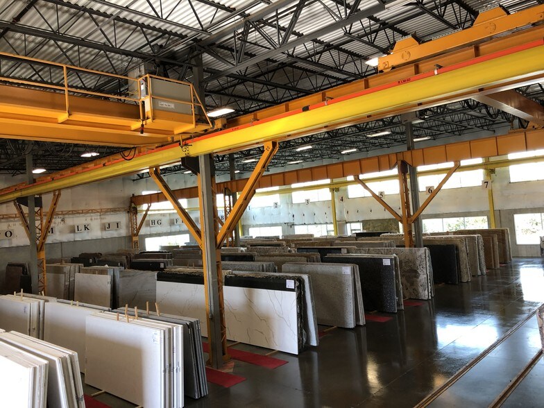 More Photos Of 22930 Quicksilver Dr, Sterling Warehouse For Lease