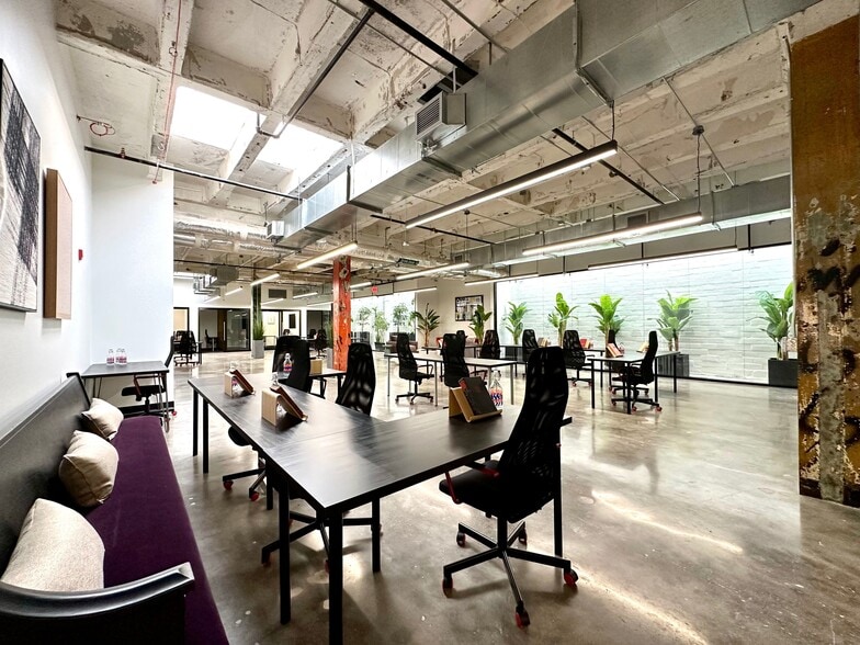 More Photos Of 2410 Polk St, Houston Office For Lease