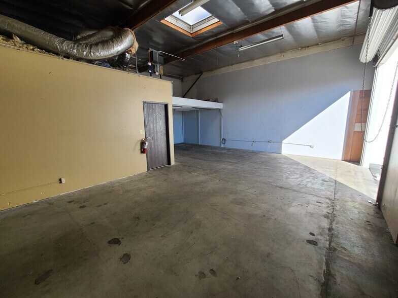 More Photos Of 2-72 N Central Ave, Upland Warehouse For Sale