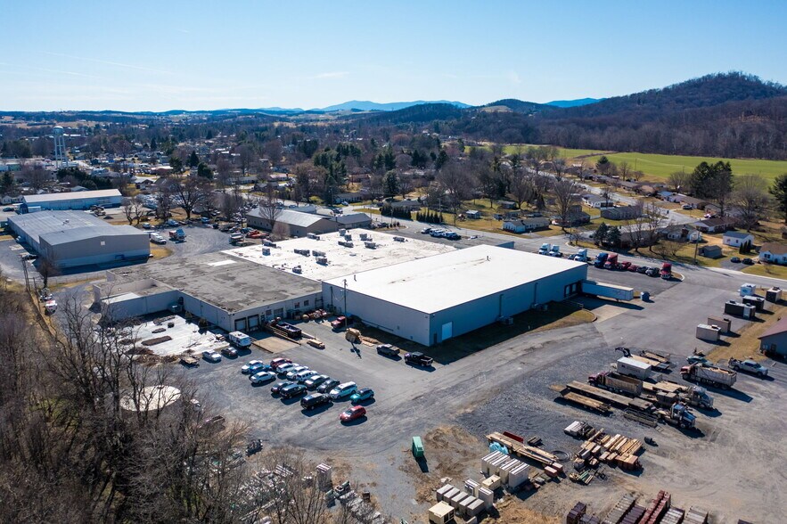 More Photos Of 213 Dry River Rd, Bridgewater Manufacturing For Lease