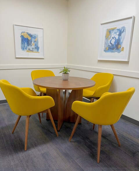 More Photos Of 5850 Canoga Ave, Woodland Hills Coworking Space