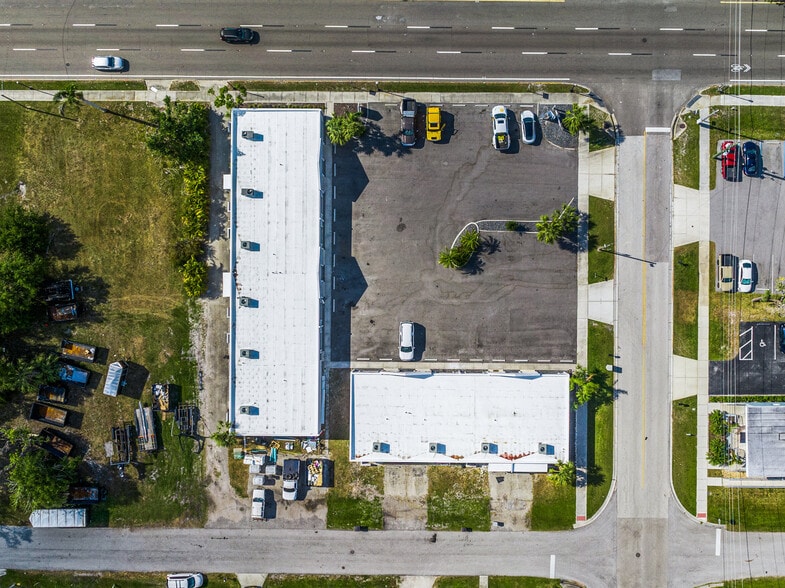 More Photos Of 525 E Olympia Ave, Punta Gorda Storefront Retail Office For Lease