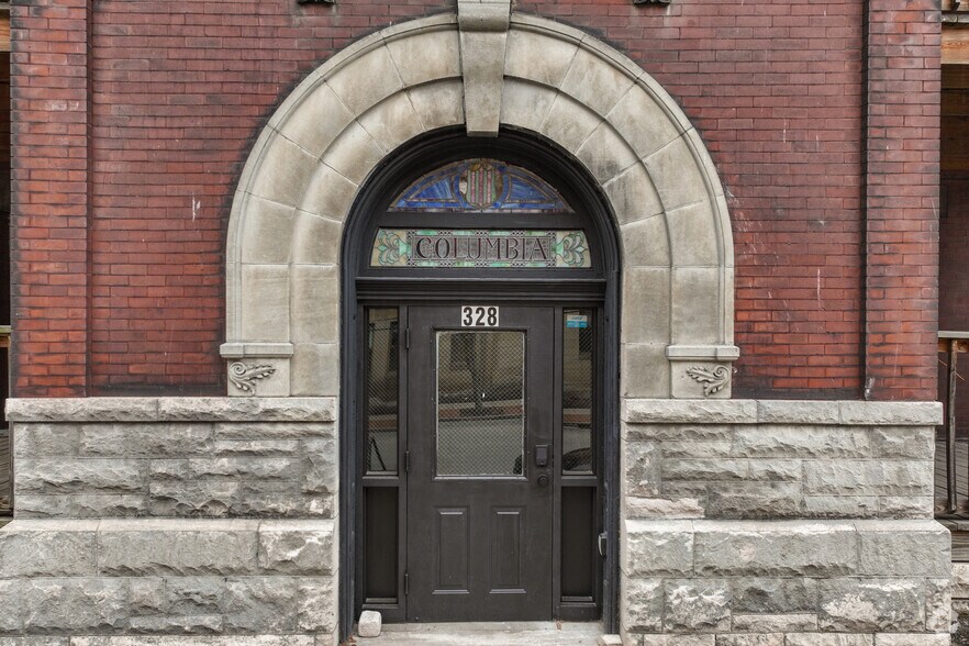 More Photos Of 328 S Mathilda St, Pittsburgh Multifamily For Sale