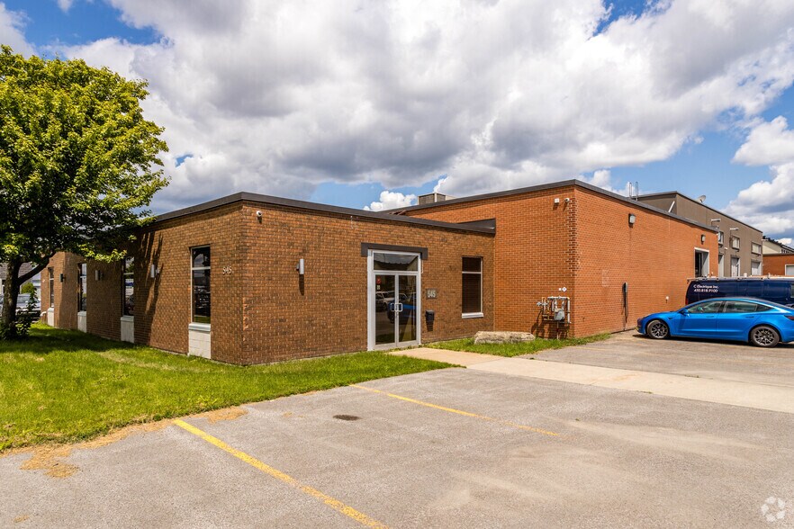 Primary Photo Of 545 Boul Du Curé-Boivin, Boisbriand Light Manufacturing For Lease