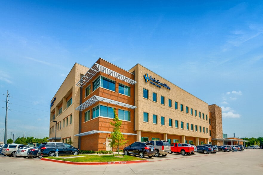 Primary Photo Of 7217 W Telecom Pky, Garland Medical For Lease