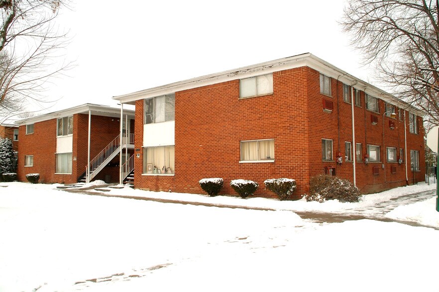 More Photos Of 10400 Whittier St, Detroit Apartments For Sale
