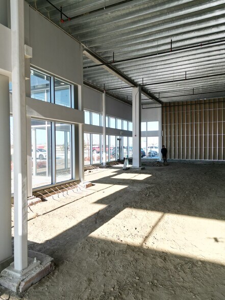More Photos Of 1135 St. Albert Trl, St. Albert Self Storage For Lease