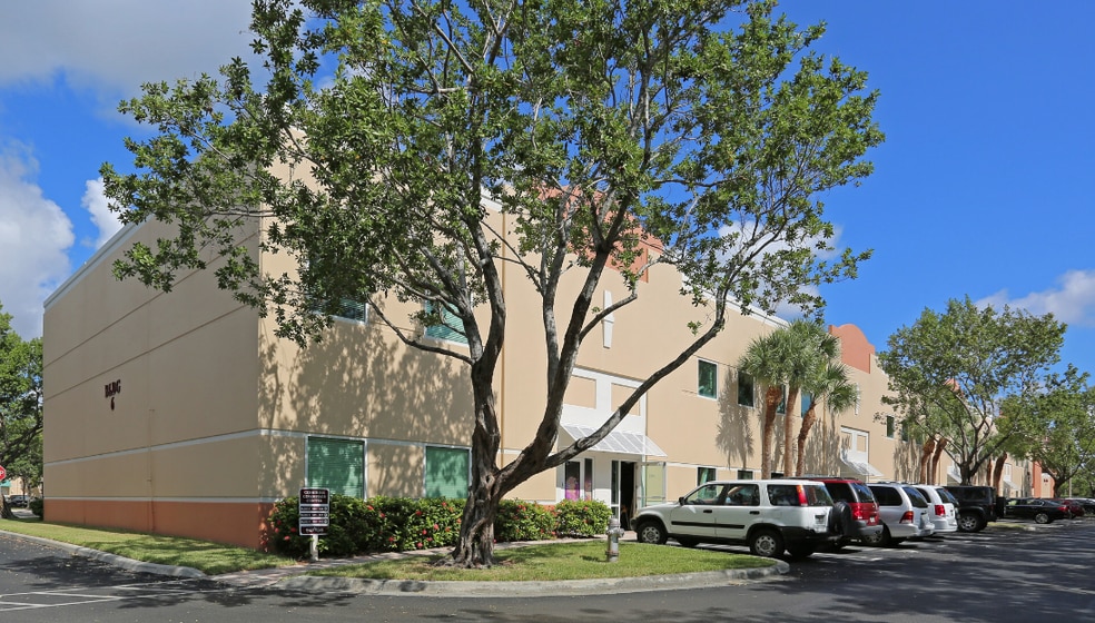 More Photos Of 601 N Congress Ave, Delray Beach Warehouse For Lease