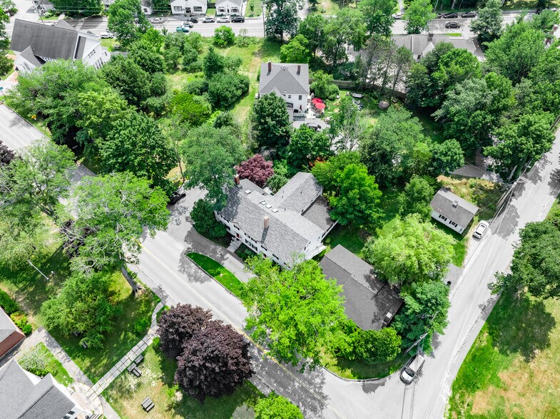 More Photos Of 40 Union St, Blue Hill Hospitality For Sale