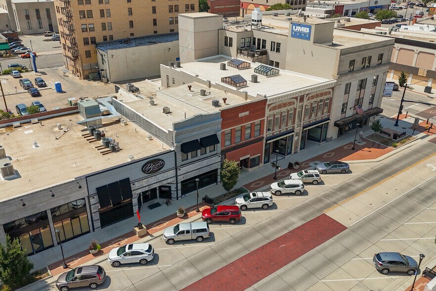 More Photos Of 108 S Santa Fe Ave, Salina General Retail For Lease