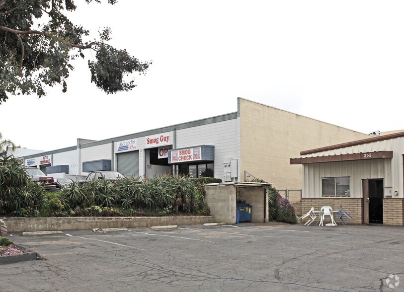 More Photos Of 215 N Andreasen Dr, Escondido Service For Sale