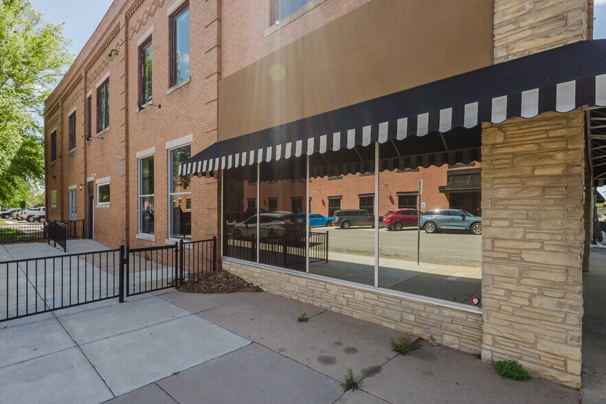 More Photos Of 1001 W Douglas Ave, Wichita Storefront For Sale