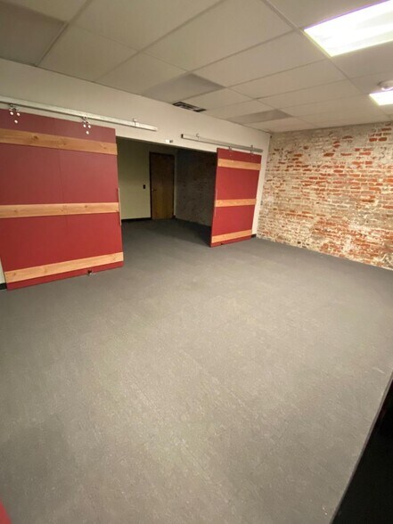 More Photos Of 3300 Tejon St, Denver Storefront Retail Office For Lease