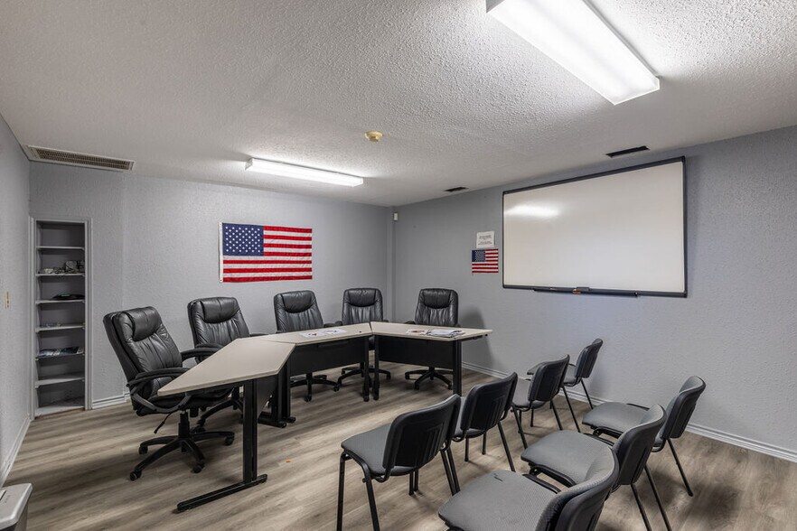 More Photos Of 101 Ewing St, Ferris Police Fire Station For Sale