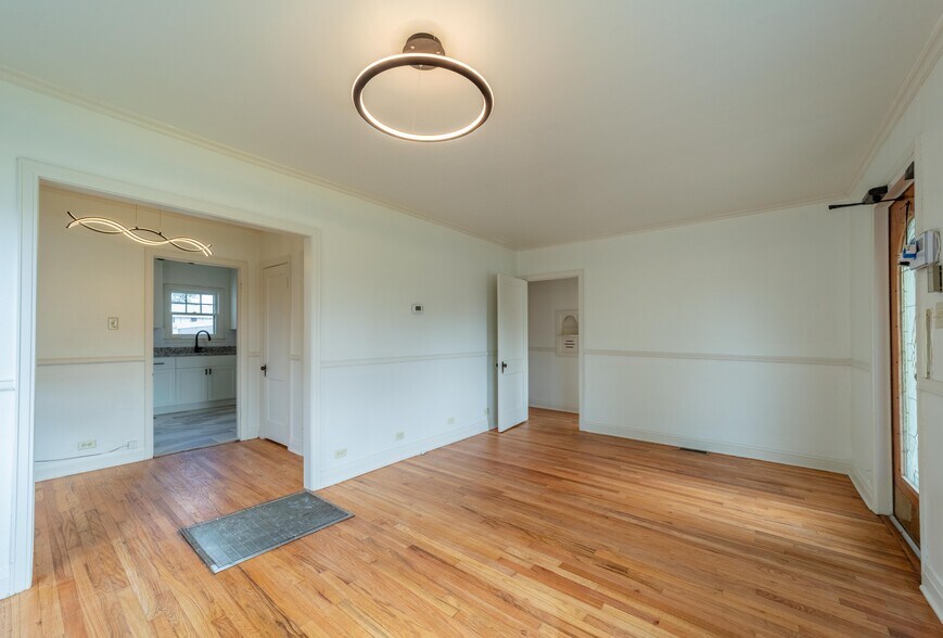 More Photos Of 517 Cherokee Ave, Mcalester Office For Lease