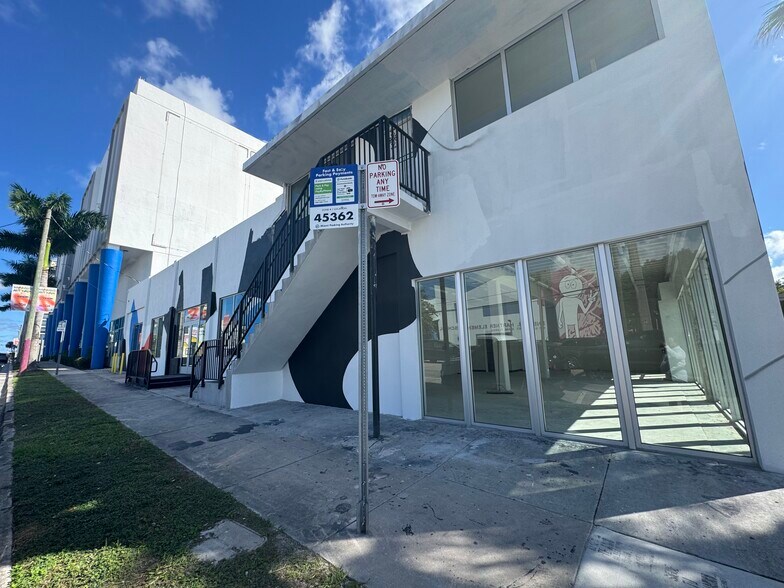 More Photos Of 2887-2899 NW 5th Ave, Miami Storefront Retail Office For Lease