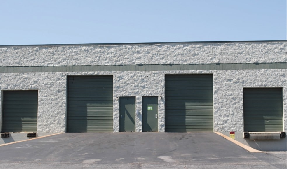 More Photos Of 197 Ridgeview Center Dr, Duncan Flex For Lease