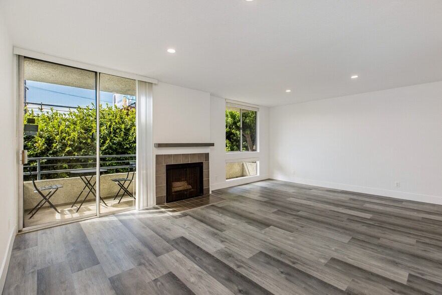 More Photos Of 1749 Bentley Ave, Los Angeles Apartments For Sale