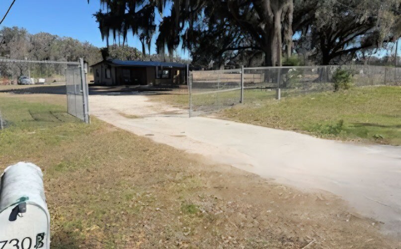 More Photos Of 7301 NW Gainesville Rd, Ocala Warehouse For Sale