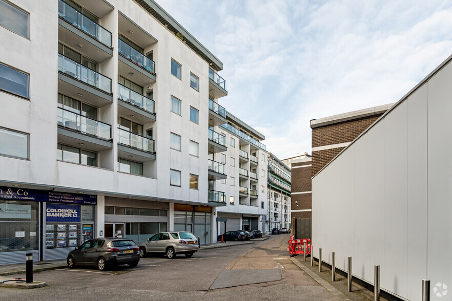 Primary Photo Of 1 Royal Oak Yard, London Office Residential For Lease