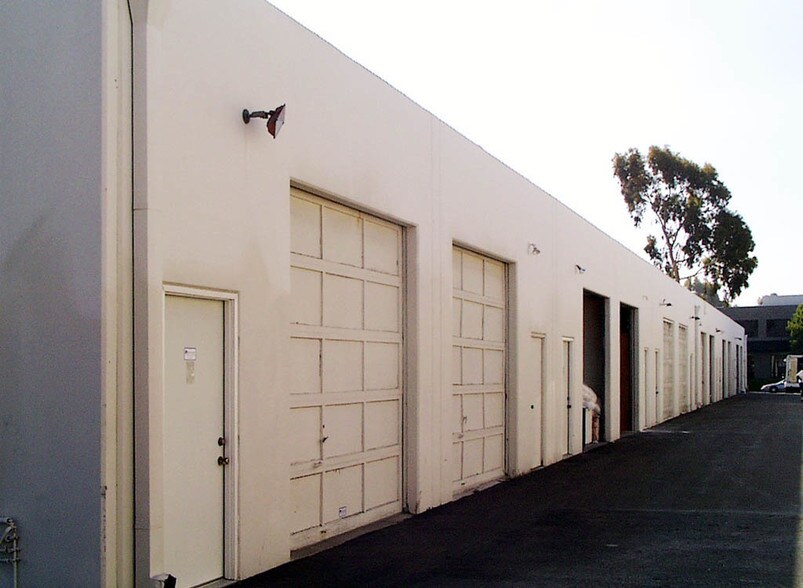More Photos Of 3841 Birch St, Newport Beach Light Manufacturing For Lease