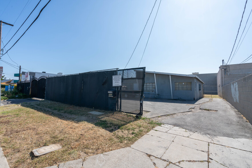 Primary Photo Of 7033 Valjean Ave, Van Nuys Land For Sale