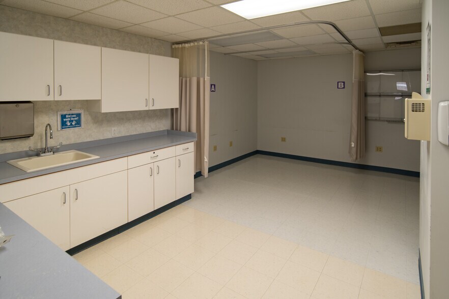 More Photos Of 235 North St, Buffalo Medical For Sale