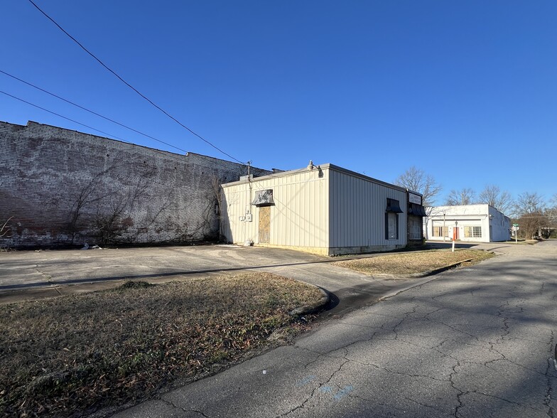 More Photos Of 4401 Gary Ave, Fairfield Office For Sale